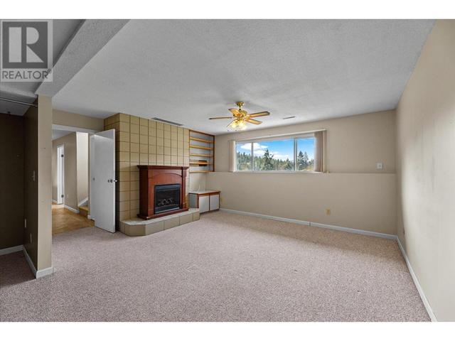 1276 Rio Drive, House detached with 4 bedrooms, 2 bathrooms and 6 parking in Kelowna BC | Image 25
