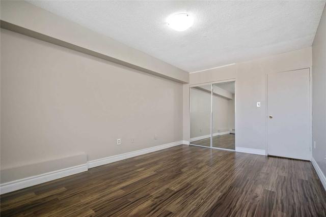 1907 - 340 Dixon Rd, Condo with 3 bedrooms, 2 bathrooms and 1 parking in Toronto ON | Image 14
