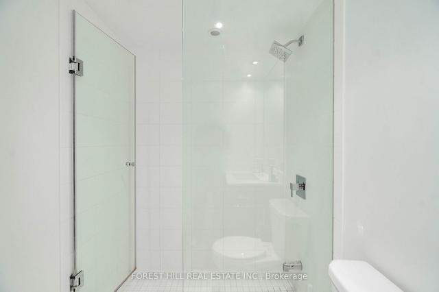 1132 - 525 Adelaide St W, Condo with 2 bedrooms, 2 bathrooms and 0 parking in Toronto ON | Image 17