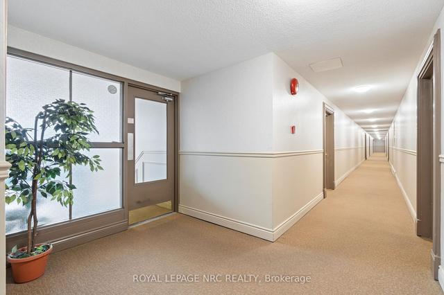 307 - 264 Oakdale Ave, Condo with 2 bedrooms, 1 bathrooms and 2 parking in St. Catharines ON | Image 25