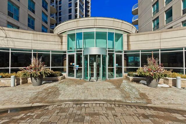 1106 - 2111 Lake Shore Blvd W, Condo with 2 bedrooms, 2 bathrooms and 1 parking in Toronto ON | Image 12