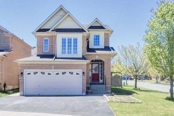 62 Asterfield Dr, House detached with 3 bedrooms, 4 bathrooms and 5 parking in Toronto ON | Image 1