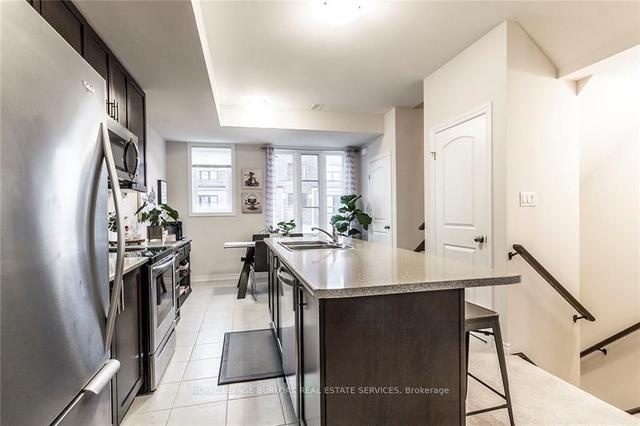8 - 219 Dundas St E, Townhouse with 2 bedrooms, 3 bathrooms and 1 parking in Hamilton ON | Image 33