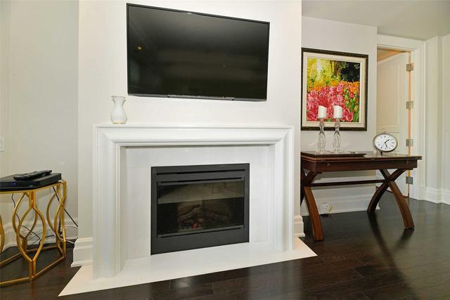 301 - 155 St Clair Ave W, Condo with 2 bedrooms, 2 bathrooms and 1 parking in Toronto ON | Image 32