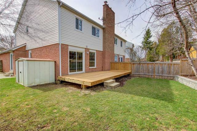 86 Terryhill Sq, House semidetached with 3 bedrooms, 2 bathrooms and 5 parking in Brampton ON | Image 24