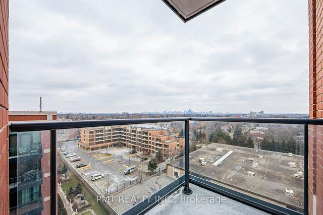 902 - 31 Tippett Rd, Condo with 2 bedrooms, 2 bathrooms and 1 parking in Toronto ON | Image 13