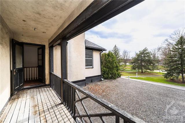 39 Madawaska Drive, House detached with 5 bedrooms, 3 bathrooms and 2 parking in Ottawa ON | Image 20