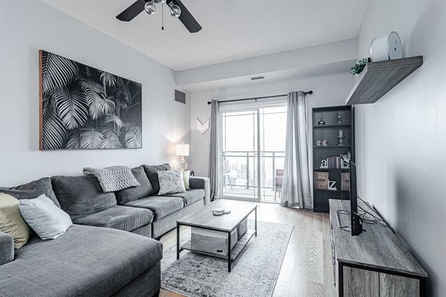 310 - 1 Sidney Lane, Condo with 2 bedrooms, 1 bathrooms and 1 parking in Clarington ON | Image 3