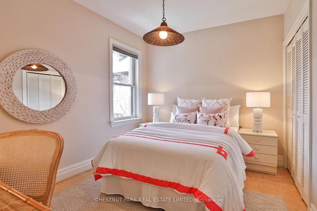 122 Glen Rd, House detached with 4 bedrooms, 4 bathrooms and 3 parking in Toronto ON | Image 13
