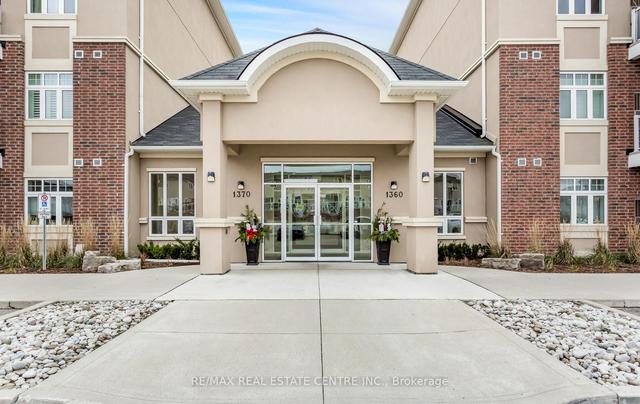301 - 1360 Costigan Rd, Condo with 2 bedrooms, 2 bathrooms and 1 parking in Milton ON | Image 12
