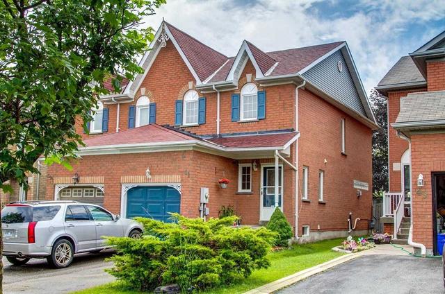 41 Widdifield Ave, House semidetached with 3 bedrooms, 3 bathrooms and 4 parking in Newmarket ON | Image 1