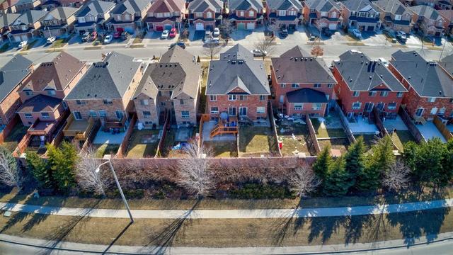 71 Herdwick St, House semidetached with 4 bedrooms, 3 bathrooms and 4 parking in Brampton ON | Image 32