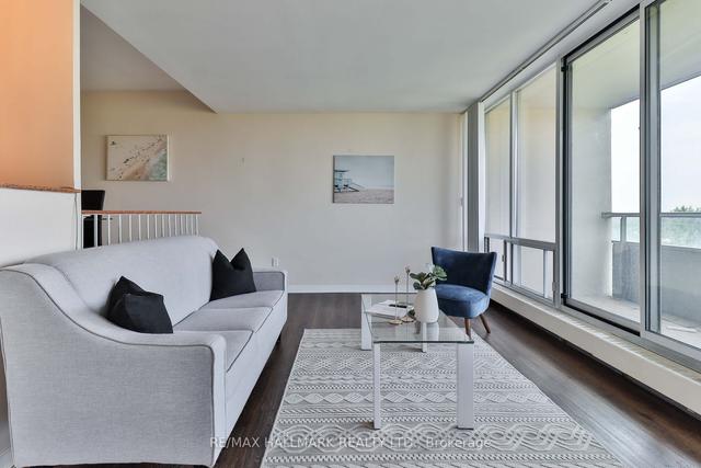 701 - 9 Four Winds Dr, Condo with 2 bedrooms, 1 bathrooms and 1 parking in Toronto ON | Image 24