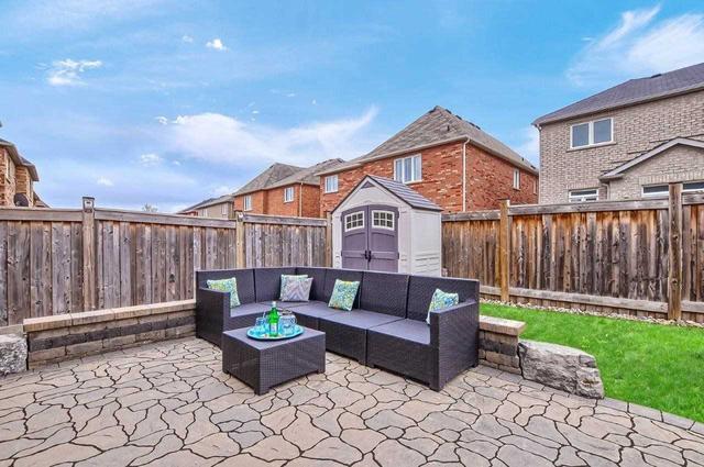 20 Mccann Cres, House detached with 4 bedrooms, 3 bathrooms and 4 parking in Bradford West Gwillimbury ON | Image 29