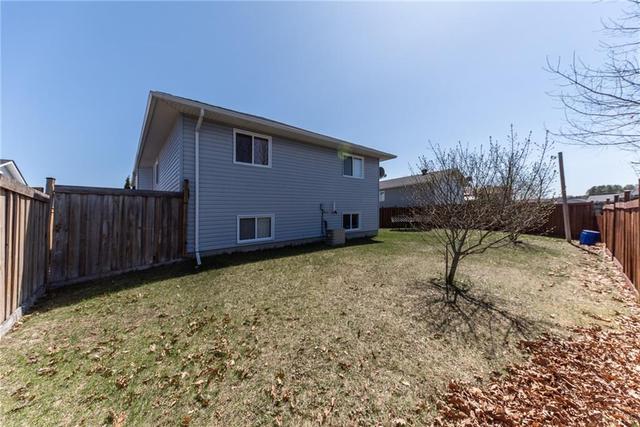 5 Winfield Street, House detached with 4 bedrooms, 2 bathrooms and 4 parking in Petawawa ON | Image 2