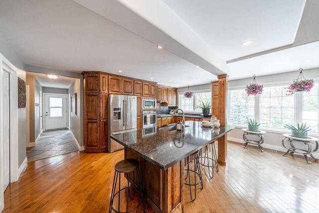 44 Royal Estate Dr, House detached with 4 bedrooms, 4 bathrooms and 13 parking in Kawartha Lakes ON | Image 37