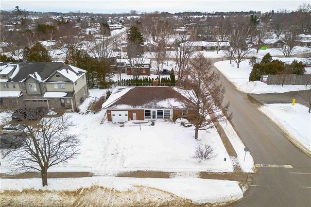 915 Goderich Street, House detached with 4 bedrooms, 2 bathrooms and null parking in Saugeen Shores ON | Image 23