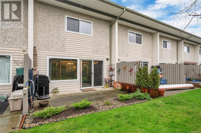 202 - 1537 Noel Ave, House attached with 3 bedrooms, 2 bathrooms and 1 parking in Comox BC | Image 39