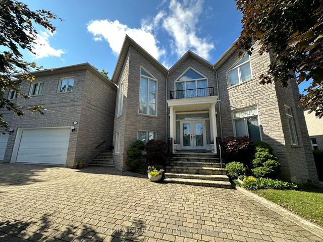 194 Arnold Ave, House detached with 5 bedrooms, 8 bathrooms and 12 parking in Vaughan ON | Image 12