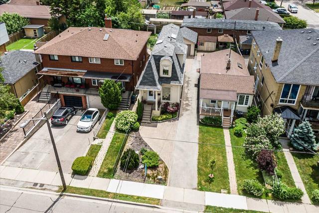 91 Simpson Ave, House detached with 2 bedrooms, 3 bathrooms and 3 parking in Toronto ON | Image 20