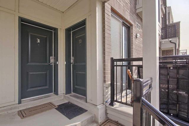 30 - 70 Eastwood Park Gdns, Townhouse with 1 bedrooms, 1 bathrooms and 1 parking in Toronto ON | Image 3