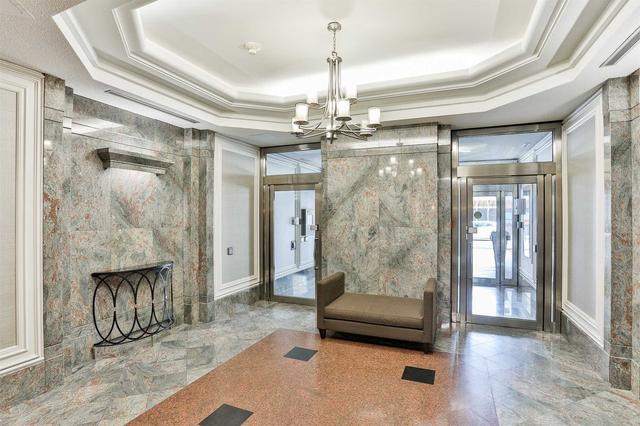 1011 - 24 Wellesley St W, Condo with 2 bedrooms, 2 bathrooms and 1 parking in Toronto ON | Image 20