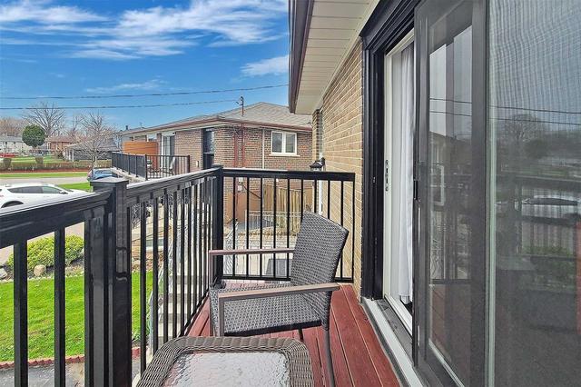 30 Primula Cres, House semidetached with 3 bedrooms, 2 bathrooms and 3 parking in Toronto ON | Image 30