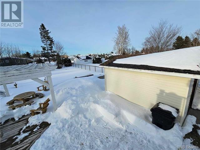 1066 Sycamore, House detached with 4 bedrooms, 2 bathrooms and null parking in Bathurst NB | Image 6