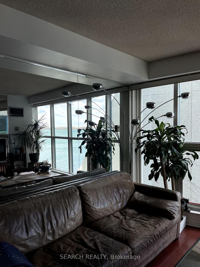 606 - 99 Harbour Sq, Condo with 1 bedrooms, 1 bathrooms and 1 parking in Toronto ON | Image 23
