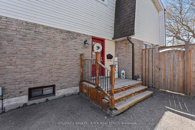 1174 Venus Cres, House semidetached with 3 bedrooms, 2 bathrooms and 2 parking in Oshawa ON | Image 21