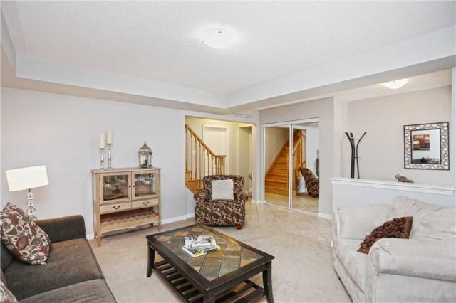 342 Dymott Ave, House attached with 3 bedrooms, 3 bathrooms and 1 parking in Milton ON | Image 5