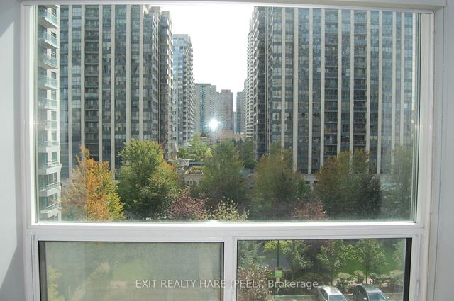 503 - 21 Hillcrest Ave, Condo with 1 bedrooms, 1 bathrooms and 1 parking in Toronto ON | Image 9