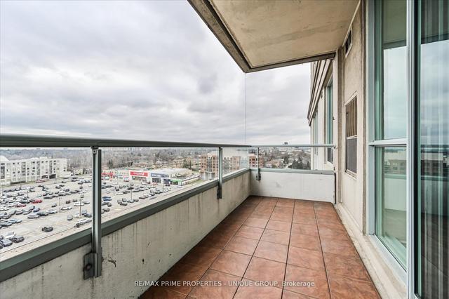 1403 - 8 Covington Rd, Condo with 2 bedrooms, 2 bathrooms and 1 parking in Toronto ON | Image 18