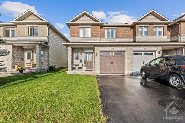 514 Barrick Hill Road, Townhouse with 3 bedrooms, 3 bathrooms and 3 parking in Ottawa ON | Image 2