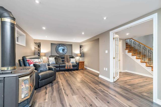 22 Greystone Cres, House detached with 3 bedrooms, 2 bathrooms and 6 parking in Halton Hills ON | Image 24