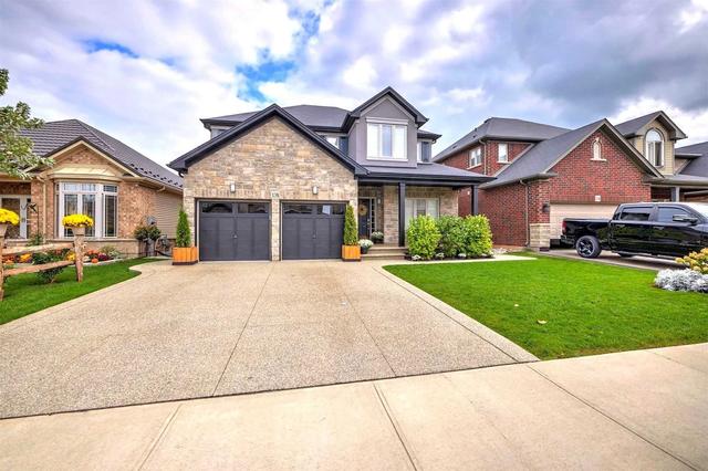 138 Escarpment Dr, House detached with 4 bedrooms, 3 bathrooms and 4 parking in Hamilton ON | Image 1