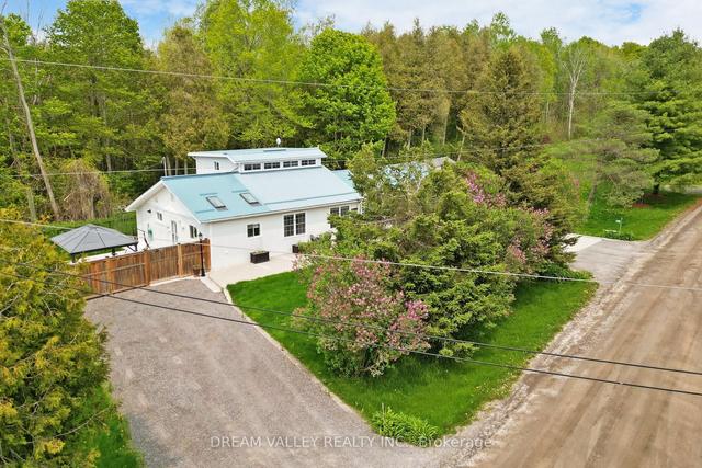4102 Concession Rd, House detached with 3 bedrooms, 2 bathrooms and 12 parking in Clarington ON | Image 12