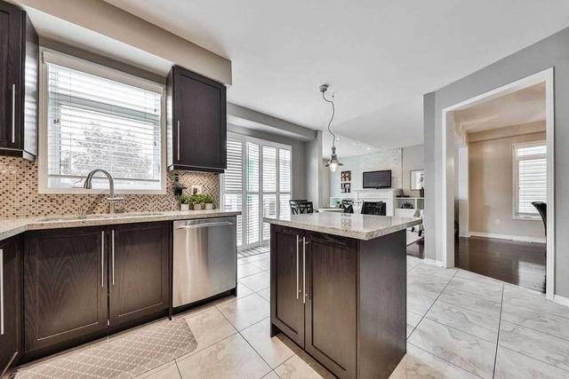3260 Sealey Cres, House detached with 3 bedrooms, 4 bathrooms and 4 parking in Burlington ON | Image 8