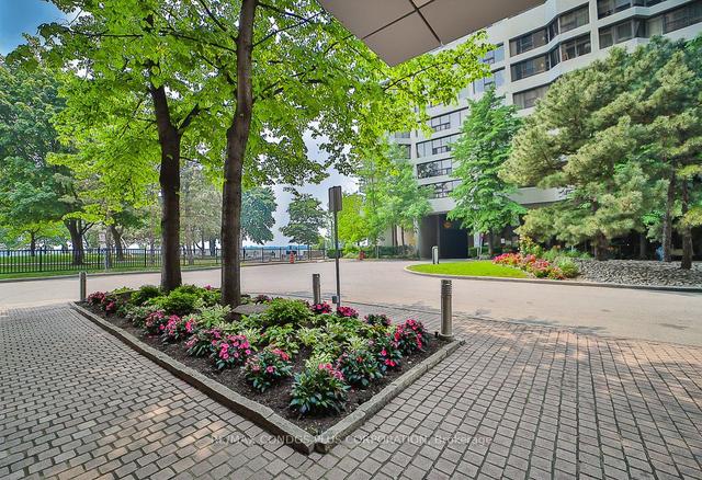 1819 - 33 Harbour Sq, Condo with 1 bedrooms, 1 bathrooms and 1 parking in Toronto ON | Image 6