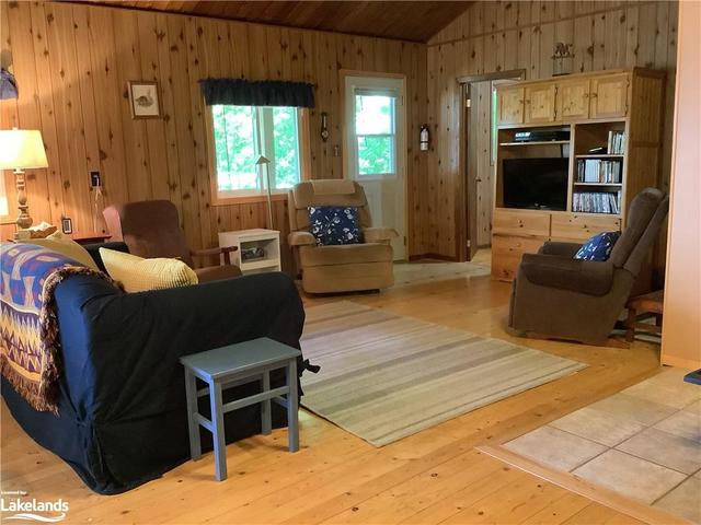 1296 Memesagamesing Lake, House detached with 3 bedrooms, 1 bathrooms and null parking in Parry Sound, Unorganized, Centre Part ON | Image 21