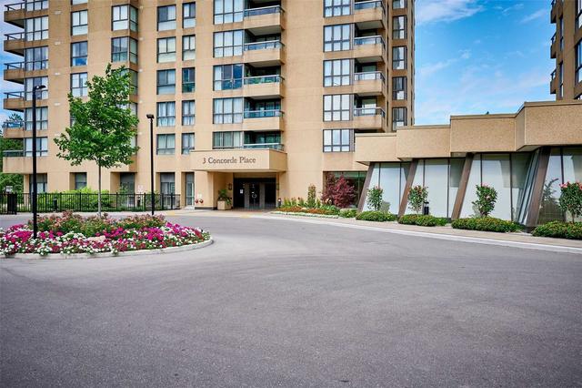 ph 5 - 3 Concorde Pl, Condo with 3 bedrooms, 3 bathrooms and 2 parking in Toronto ON | Image 12