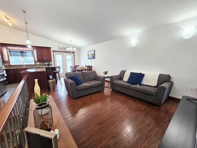 617 6 Street Se, House detached with 4 bedrooms, 3 bathrooms and 4 parking in Slave Lake AB | Image 7