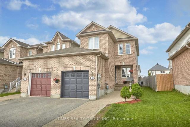 46 Ridwell St, House attached with 3 bedrooms, 3 bathrooms and 3 parking in Barrie ON | Image 1