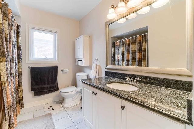 30 Willow Heights Crt, House detached with 3 bedrooms, 4 bathrooms and 6 parking in Brampton ON | Image 19