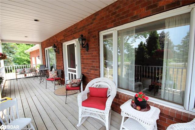 775 2 Line S, House detached with 4 bedrooms, 2 bathrooms and 12 parking in Oro Medonte ON | Image 4