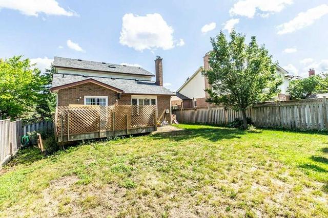 61 Hilldale Cres, House detached with 3 bedrooms, 3 bathrooms and 4 parking in Guelph ON | Image 32