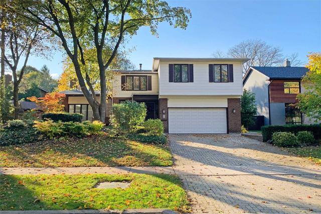 6 Barnwood Crt, House detached with 4 bedrooms, 4 bathrooms and 6 parking in Toronto ON | Image 1