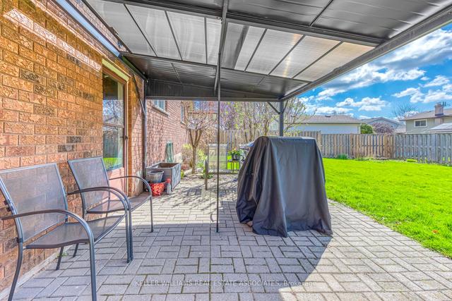 47 Page Dr, House detached with 3 bedrooms, 2 bathrooms and 3 parking in Welland ON | Image 26