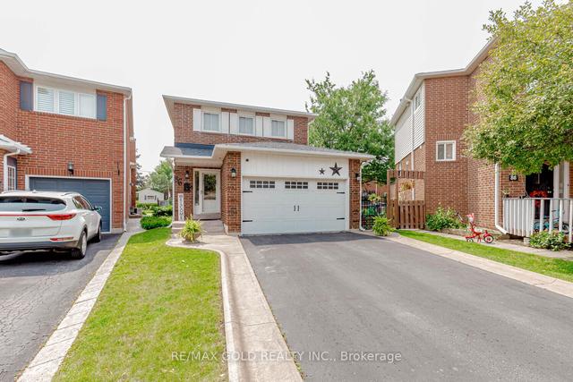 86 Tanager Sq, House detached with 3 bedrooms, 2 bathrooms and 5.5 parking in Brampton ON | Image 12