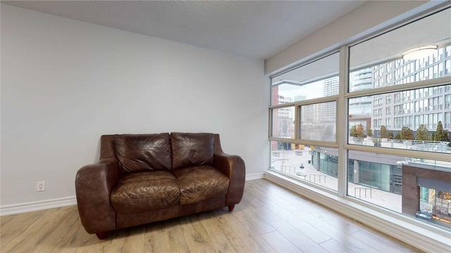 204 - 11 St Joseph St, Condo with 1 bedrooms, 1 bathrooms and 1 parking in Toronto ON | Image 8